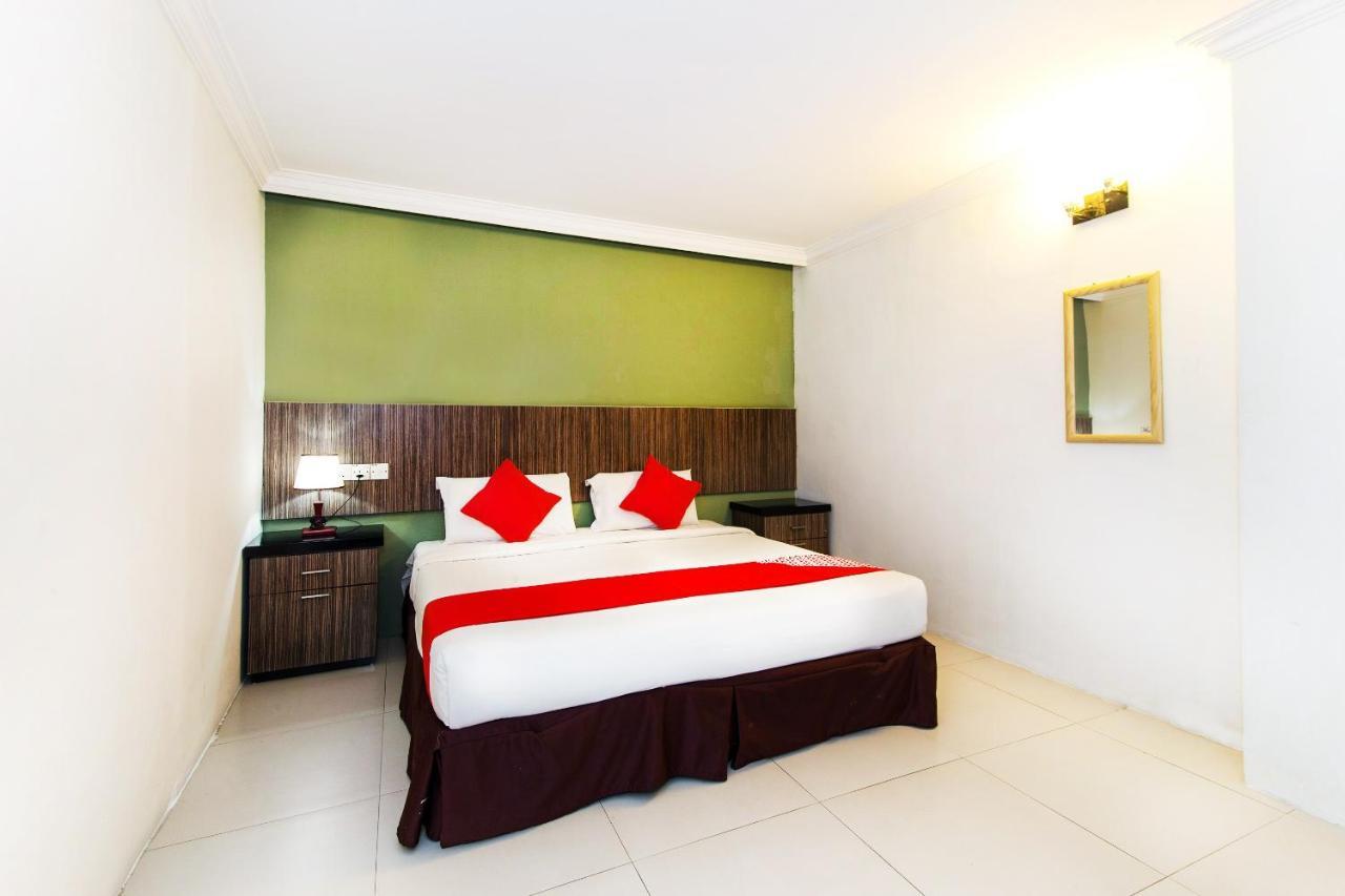 Crystal City Hotel Kuantan Exterior photo