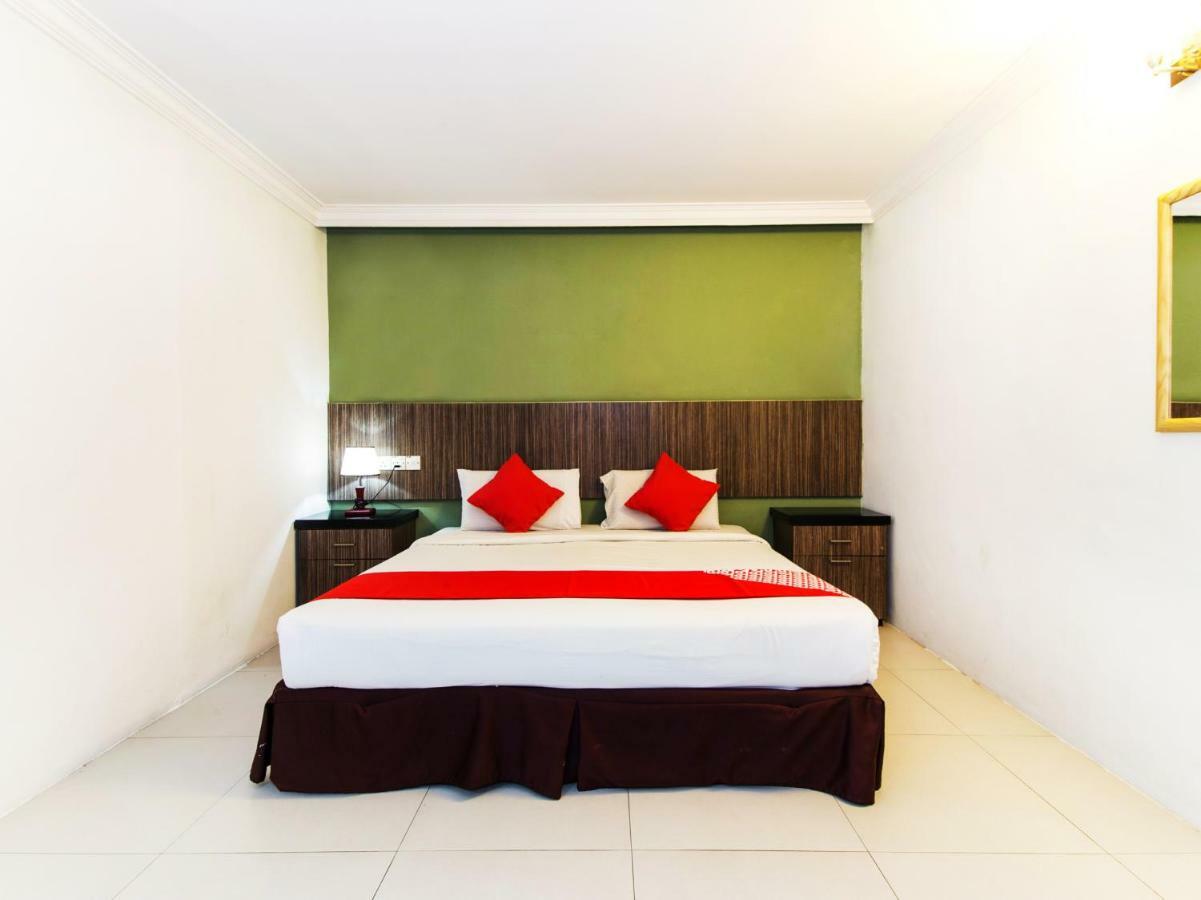 Crystal City Hotel Kuantan Exterior photo