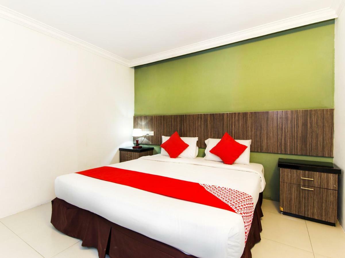 Crystal City Hotel Kuantan Exterior photo